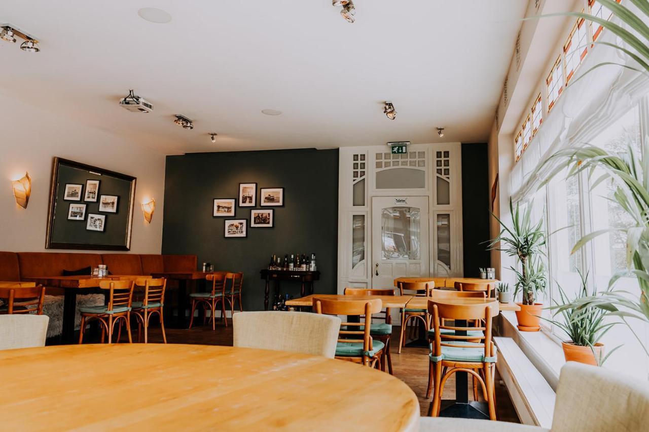 Hotel Brasserie Brakzand Schiermonnikoog Bagian luar foto